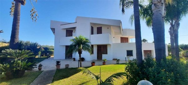 casa indipendente in vendita a Marsala