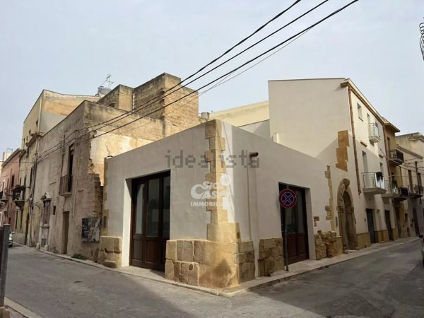 casa indipendente in vendita a Marsala in zona Centro Storico