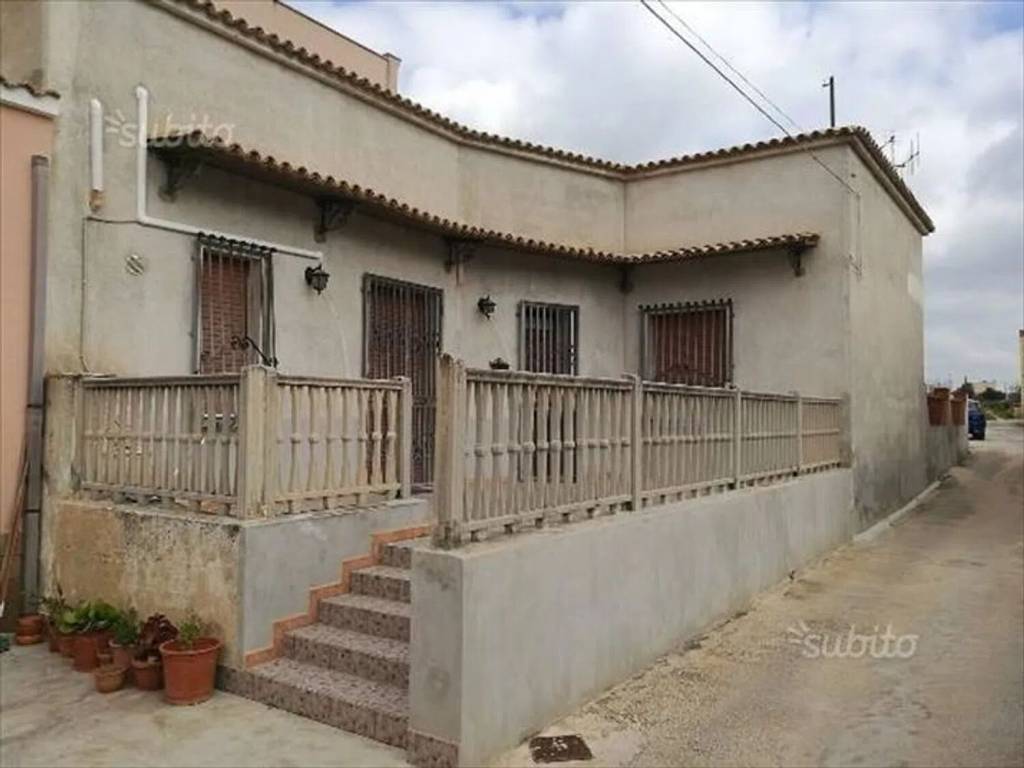 casa indipendente in vendita a Marsala