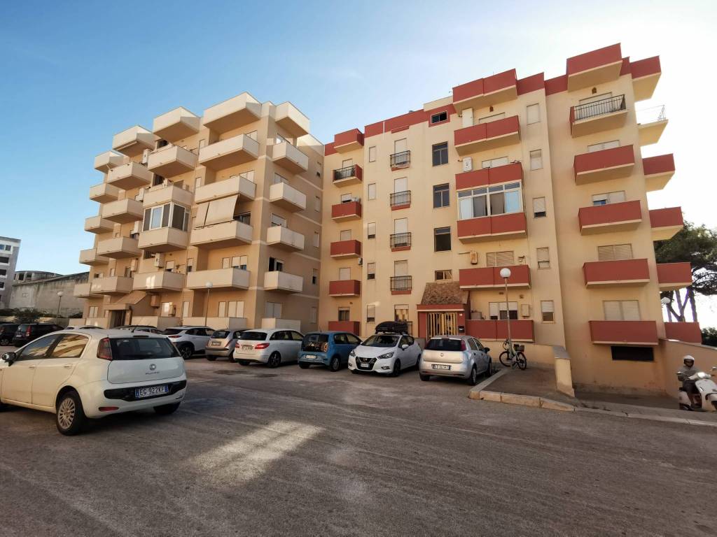 intera palazzina in vendita a Marsala in zona Centro Storico