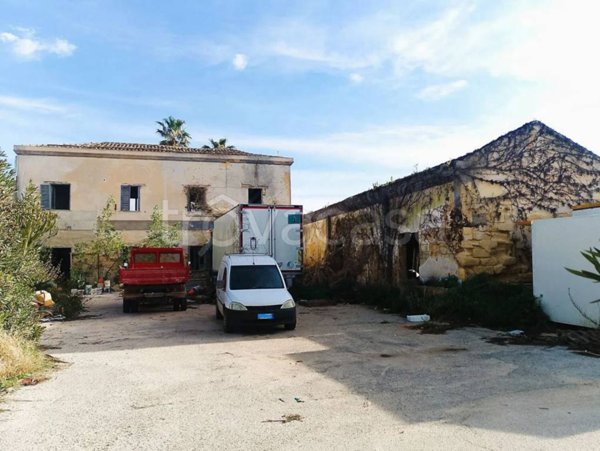 casa indipendente in vendita a Marsala in zona Casabianca