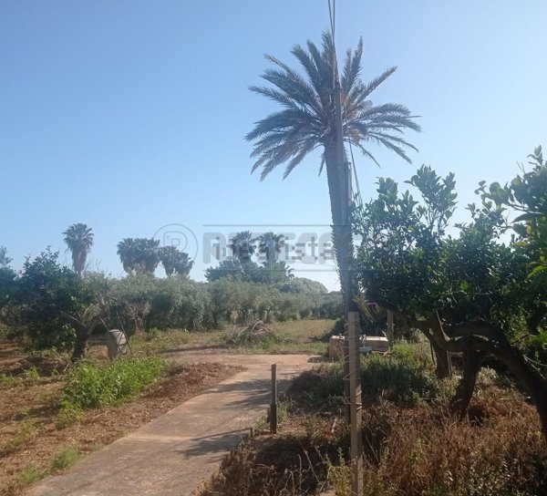 casa indipendente in vendita a Marsala