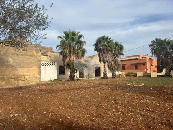 casa indipendente in vendita a Marsala