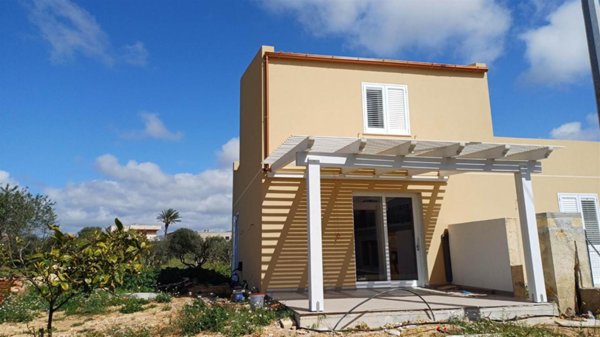 casa indipendente in vendita a Marsala