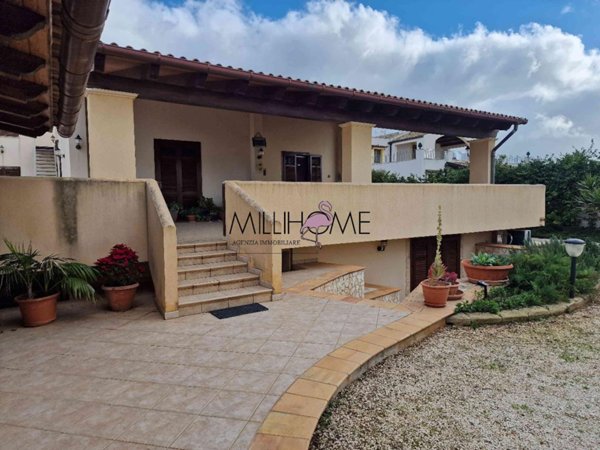 casa indipendente in vendita a Marsala