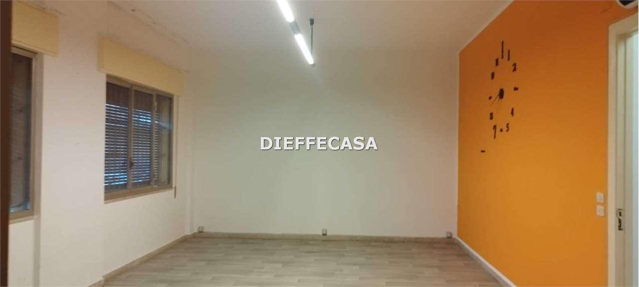 negozio in vendita a Marsala in zona Centro Storico