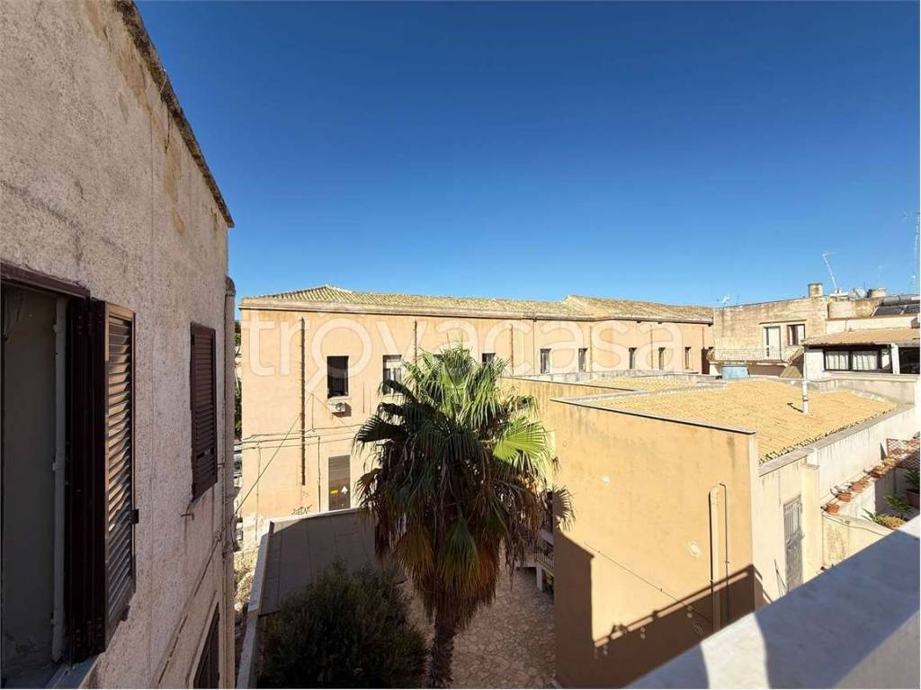appartamento in vendita a Marsala in zona Centro Storico