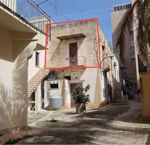 casa indipendente in vendita a Marsala