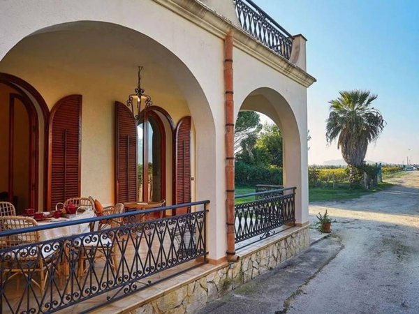 casa indipendente in vendita a Marsala