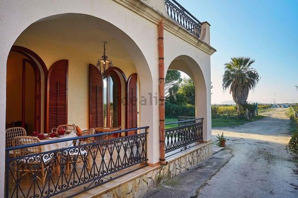 casa indipendente in vendita a Marsala