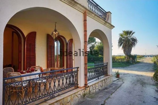 casa indipendente in vendita a Marsala