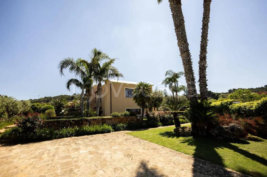 casa indipendente in vendita a Marsala in zona Santa Venera