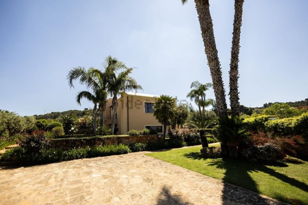 casa indipendente in vendita a Marsala