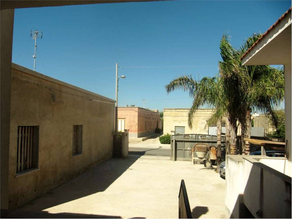 casa indipendente in vendita a Marsala