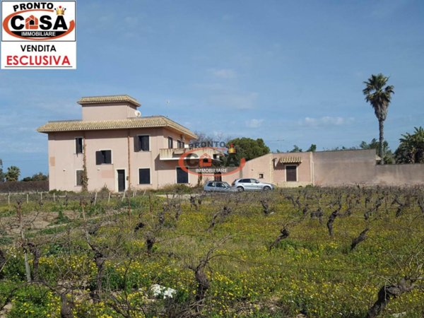 casa indipendente in vendita a Marsala