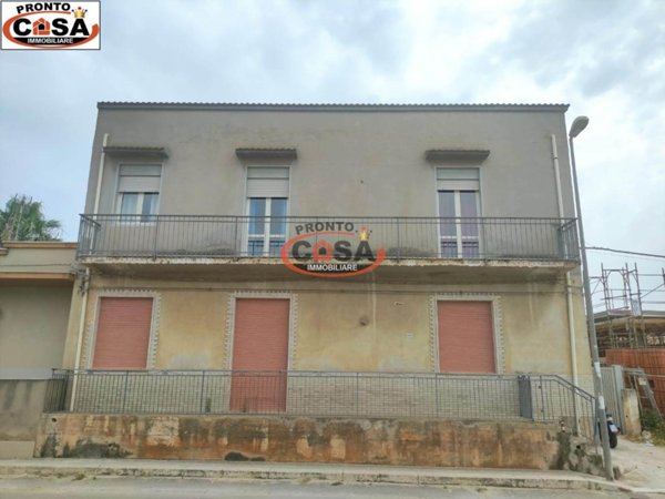 appartamento in vendita a Marsala in zona Strasatti