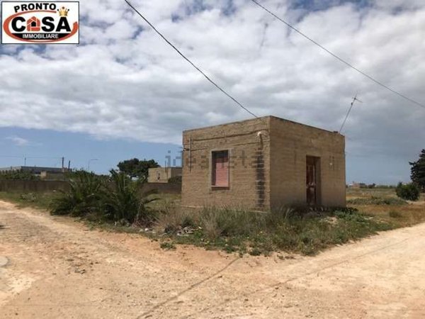 casa indipendente in vendita a Marsala in zona Strasatti