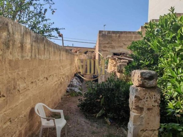 casa indipendente in vendita a Marsala