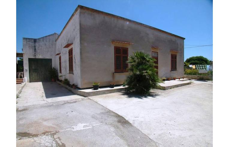 casa indipendente in vendita a Marsala