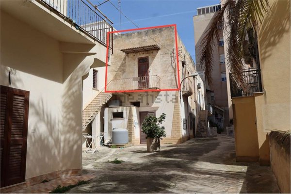 casa indipendente in vendita a Marsala