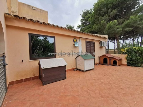 casa indipendente in vendita a Marsala