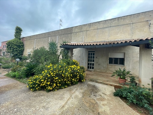 casa indipendente in vendita a Marsala in zona Centro Storico