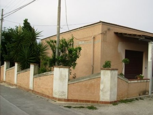 casa indipendente in vendita a Marsala