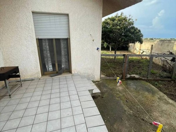 casa indipendente in vendita a Marsala
