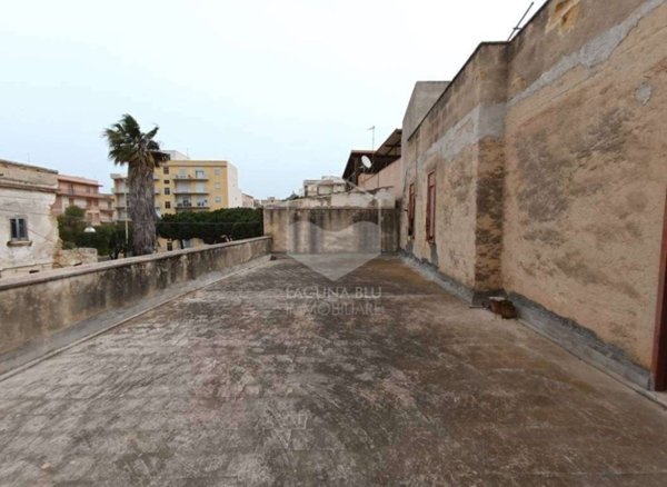 casa indipendente in vendita a Marsala