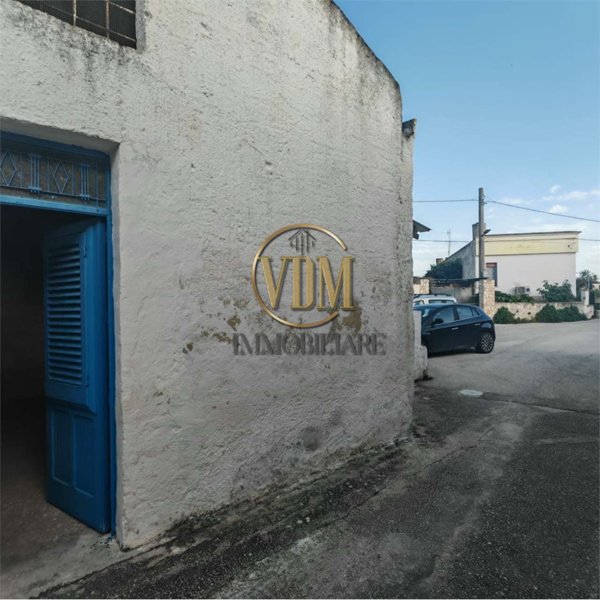 locale di sgombero in vendita a Marsala in zona Birgi