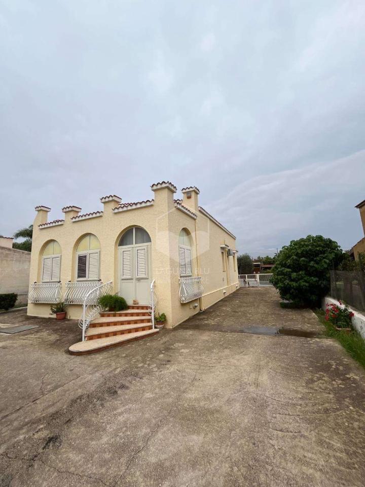 casa indipendente in vendita a Marsala