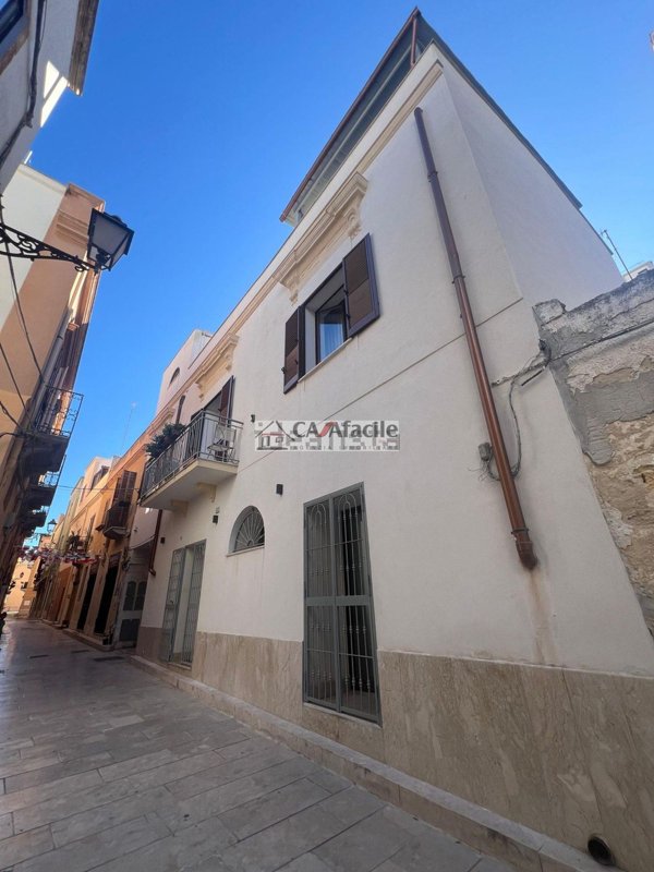 casa indipendente in vendita a Marsala in zona Centro Storico