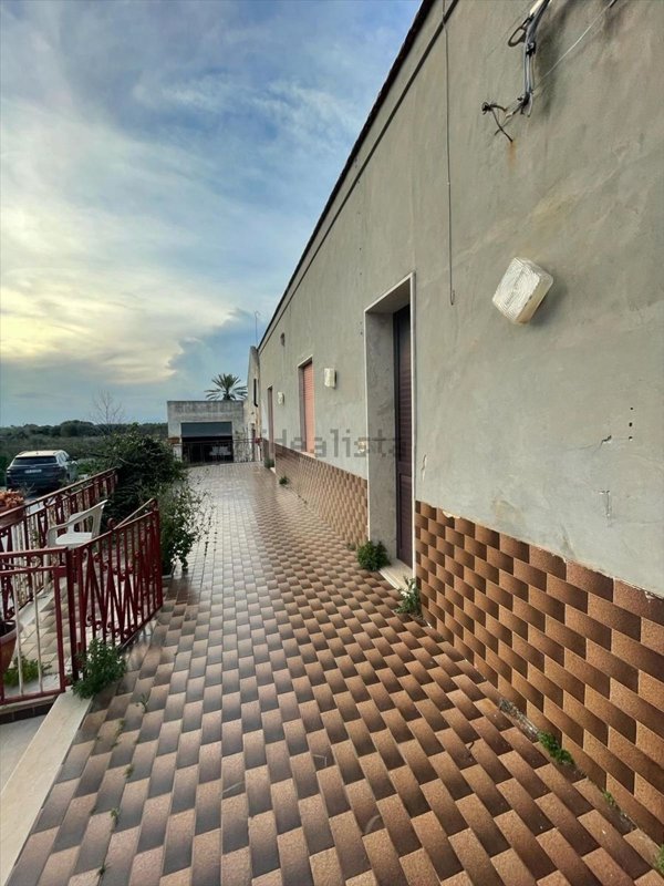 casa indipendente in vendita a Marsala