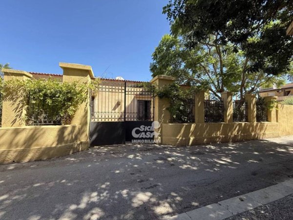 casa indipendente in vendita a Marsala