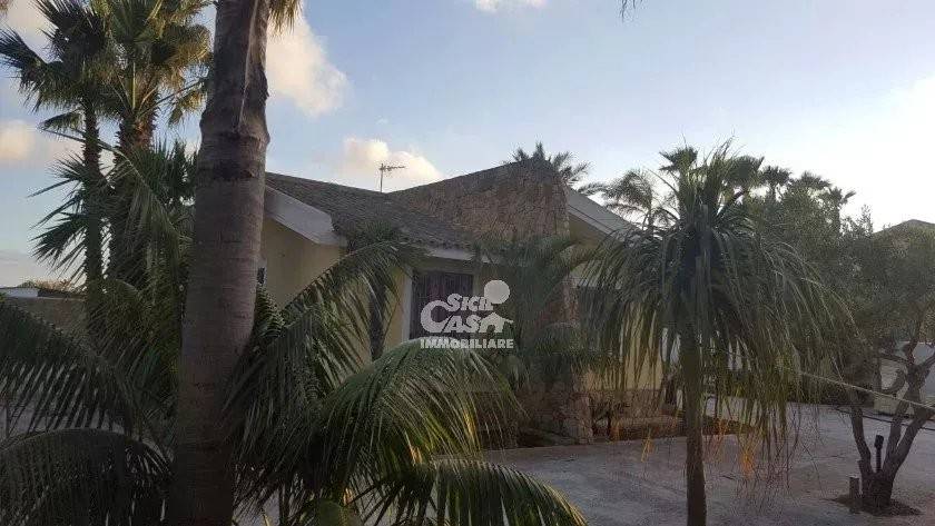 casa indipendente in vendita a Marsala in zona Casabianca