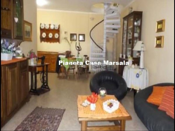 casa indipendente in vendita a Marsala