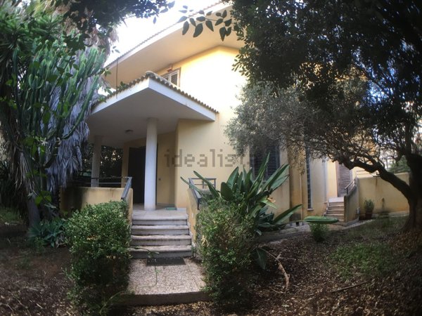 casa indipendente in vendita a Marsala