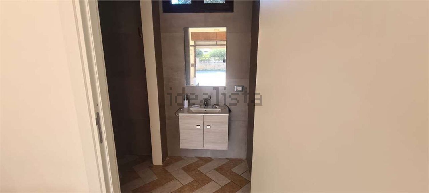 locale commerciale in vendita a Marsala