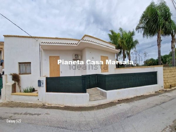casa indipendente in vendita a Marsala