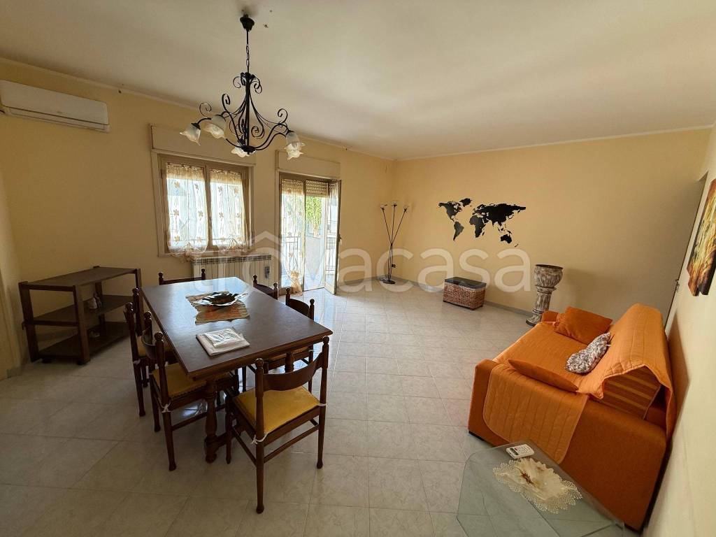 appartamento in vendita a Marsala in zona Strasatti