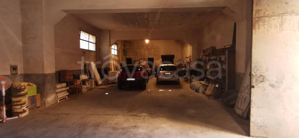 locale commerciale in vendita a Marsala