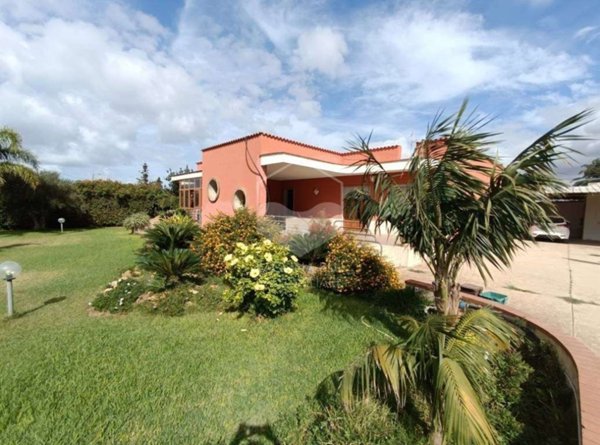 casa indipendente in vendita a Marsala