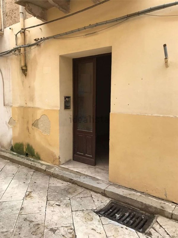 locale commerciale in vendita a Marsala in zona Centro Storico
