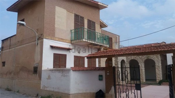 casa indipendente in vendita a Marsala