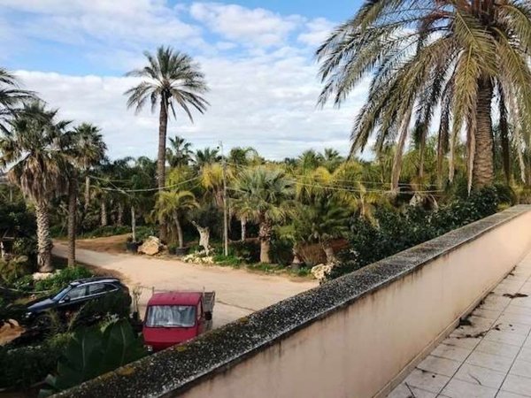 intera palazzina in vendita a Marsala