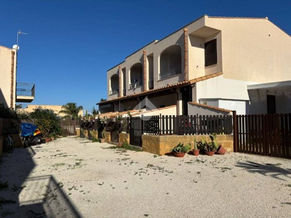 casa indipendente in vendita a Marsala