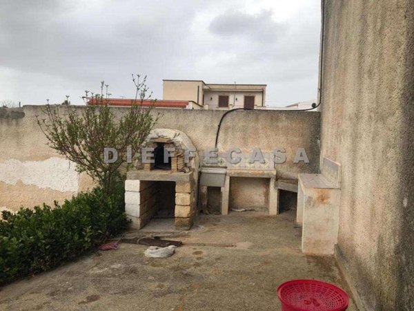 casa indipendente in vendita a Marsala