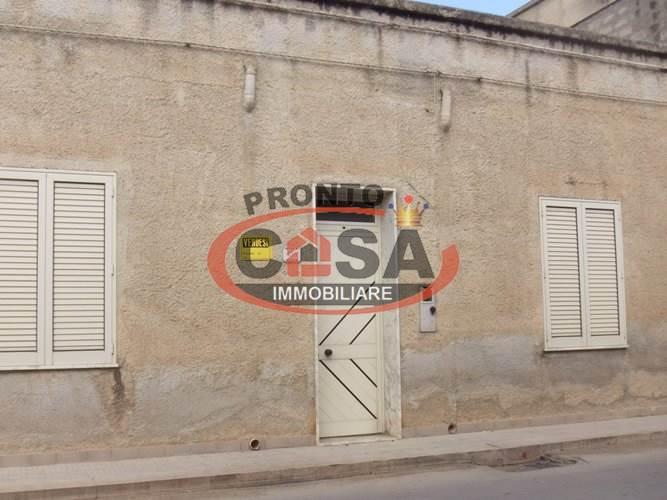 negozio in vendita a Marsala