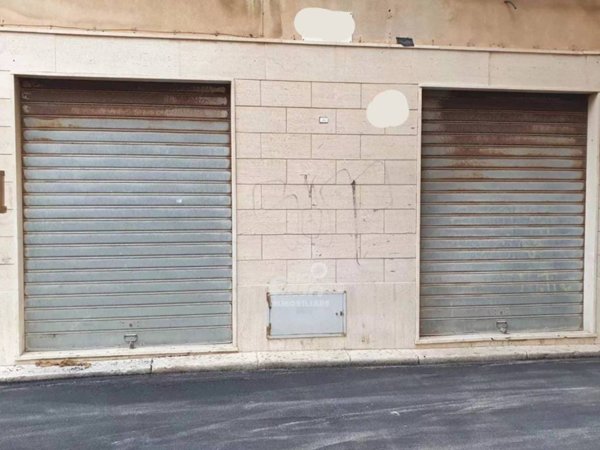 negozio in vendita a Marsala in zona Centro Storico