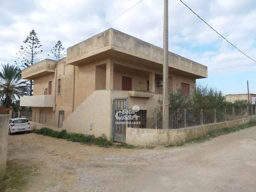 casa indipendente in vendita a Marsala
